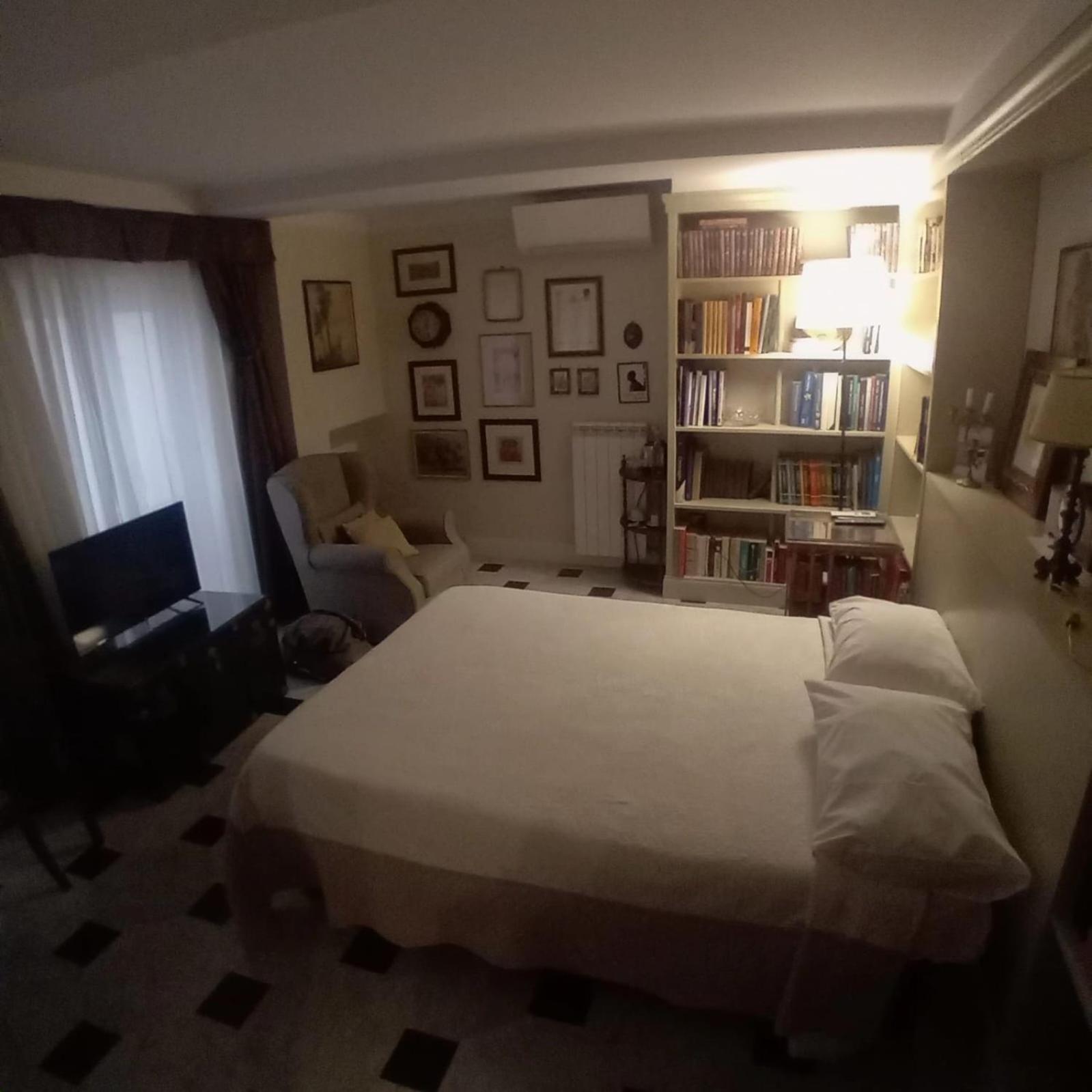 Palazzo Zecchino B&B Genova Kültér fotó