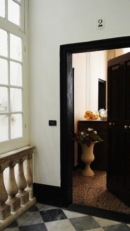 Palazzo Zecchino B&B Genova Kültér fotó