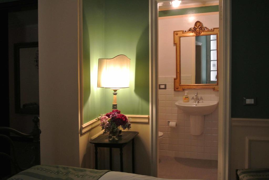 Palazzo Zecchino B&B Genova Kültér fotó