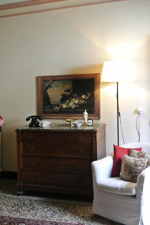 Palazzo Zecchino B&B Genova Kültér fotó